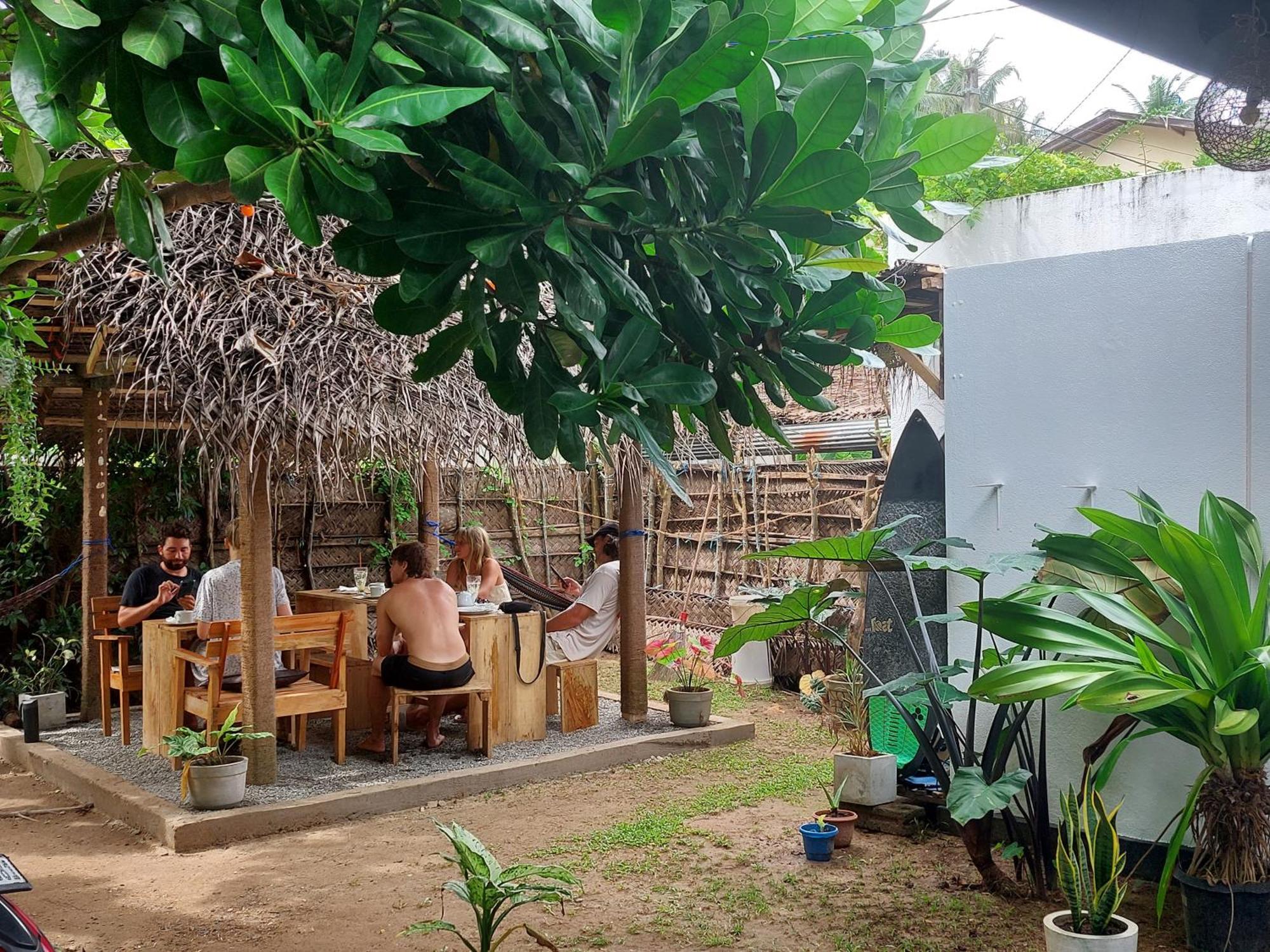 Cosynsurf Bed & Breakfast Matara Dış mekan fotoğraf
